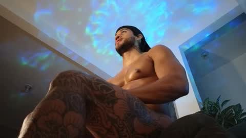 Snapshot of osher_cox chatting on 10/29/25, 03:09 osher_cox online show from 10/29/25, 03:09