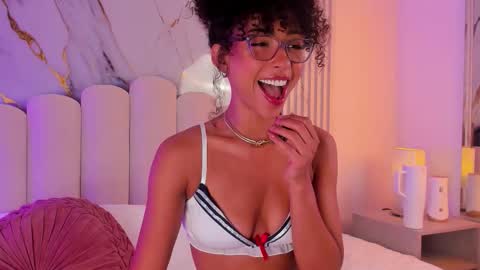 Oshun  online show from 11/29/25, 12:41