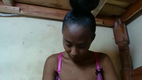 Snapshot of osinaa chatting on 04/10/26, 03:39 osinaa online show from 04/10/26, 03:39