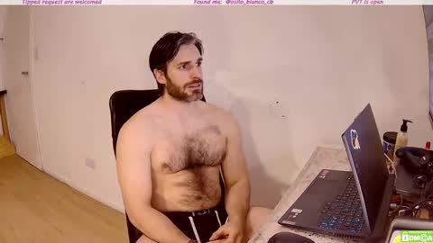 Osito Blanco online show from 09/08/25, 10:53