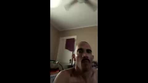 Snapshot of oskar562 chatting on 10/22/25, 05:56 oskar562 online show from 10/22/25, 05:56