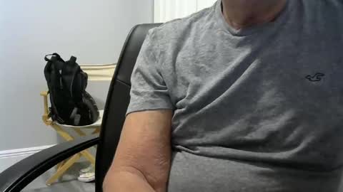 Ossi online show from 09/19/25, 02:46