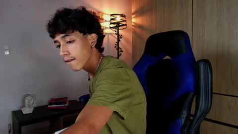 ostin 18hot online show from 02/09/25, 01:22