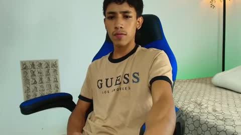 ostin 18hot online show from 12/05/25, 04:32