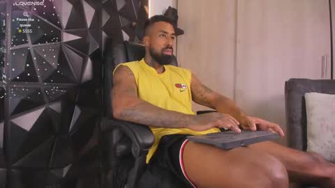 Snapshot of ostin_danielss chatting on 10/07/25, 11:02 Ostin Daniels online show from 10/07/25, 11:02