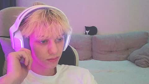 Ostin online show from 12/27/24, 04:43