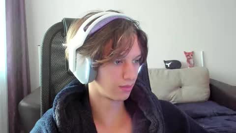 Ostin online show from 10/25/25, 10:45