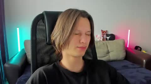 Ostin online show from 03/23/26, 02:26