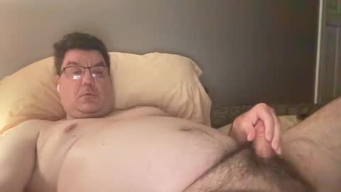 Snapshot of otter916 chatting on 09/14/25, 03:49 otter916 online show from 09/14/25, 03:49