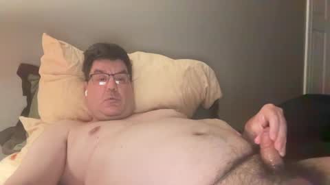 Snapshot of otter916 chatting on 09/15/25, 03:39 otter916 online show from 09/15/25, 03:39