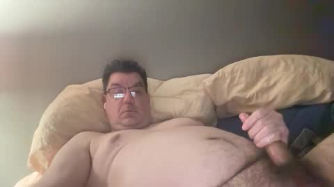 Snapshot of otter916 chatting on 11/14/25, 04:22 otter916 online show from 11/14/25, 04:22