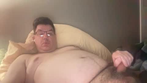 Snapshot of otter916 chatting on 12/15/25, 06:39 otter916 online show from 12/15/25, 06:39