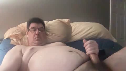 otter916 online show from 12/22/25, 05:04