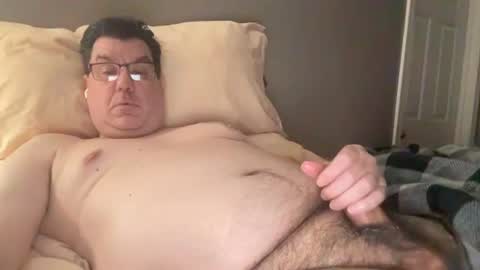 Snapshot of otter916 chatting on 06/19/26, 04:39 otter916 online show from 06/19/26, 04:39