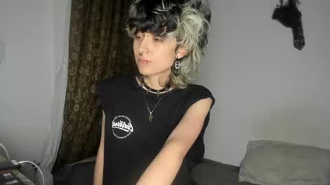 Otto 3 online show from 02/15/25, 11:14