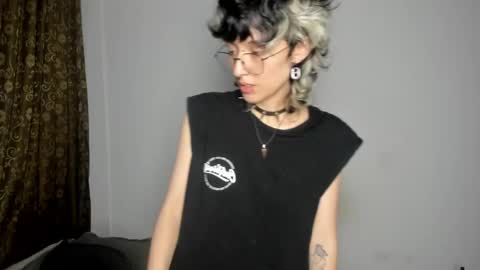 Otto 3 online show from 02/16/25, 02:20