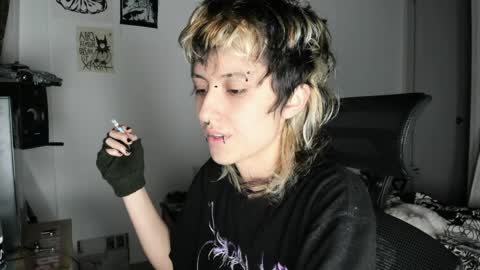 Otto 3 online show from 04/16/26, 12:44