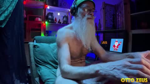Snapshot of ottozeus chatting on 12/02/24, 02:19 Otto Zeus online show from 12/02/24, 02:19