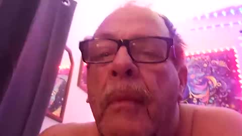 ou8124824 online show from 09/22/25, 01:40