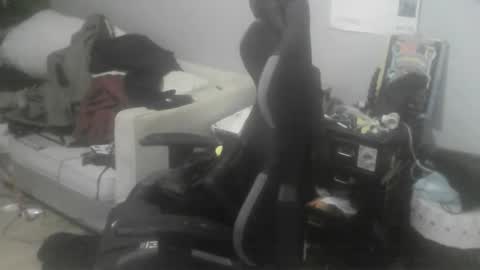 Snapshot of ouinnybis195625 chatting on 12/22/24, 06:04 ouinnybis195625 online show from 12/22/24, 06:04