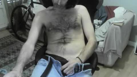 ouinnybis195625 online show from 09/19/25, 11:55