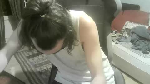 Snapshot of ouinnybis195625 chatting on 09/27/25, 07:19 ouinnybis195625 online show from 09/27/25, 07:19