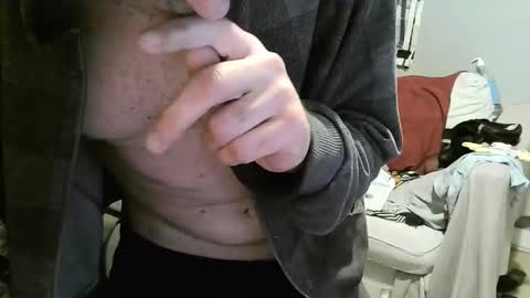 ouinnybis195625 online show from 10/21/25, 06:14