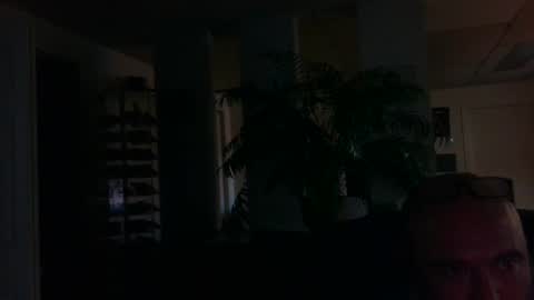 Snapshot of ouiostie chatting on 12/06/24, 02:49 Vraiment la online show from 12/06/24, 02:49