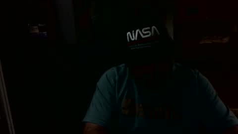 Snapshot of ouiostie chatting on 01/06/25, 12:13 Vraiment la online show from 01/06/25, 12:13