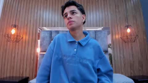 Owen Johnson online show from 12/04/25, 11:41