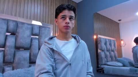 Owen Johnson online show from 12/18/25, 11:38