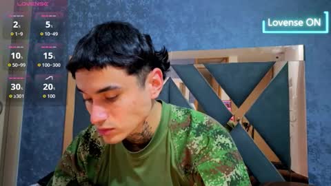 Snapshot of owen_desmond chatting on 09/30/25, 02:38 owen desmond online show from 09/30/25, 02:38