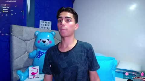 Owen  Independent model  online show from 03/04/25, 06:04