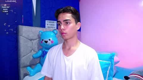 Owen  Independent model  online show from 03/07/25, 06:57