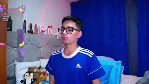 Owen  Independent model  online show from 09/10/25, 07:08