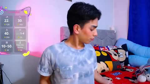 Owen  Independent model  online show from 12/01/25, 03:00