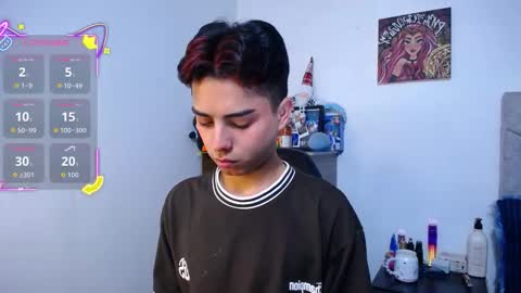 Owen  Independent model  online show from 01/15/26, 07:35