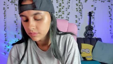 Snapshot of owenfoxx1 chatting on 11/13/25, 12:20 Owen foxx online show from 11/13/25, 12:20