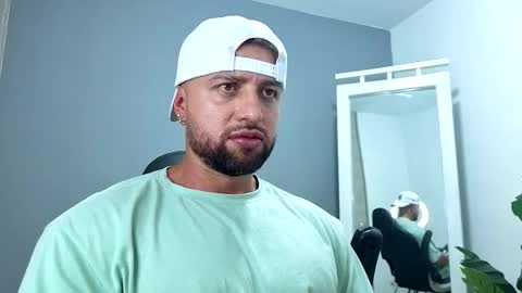 Maximus Owen online show from 03/12/26, 08:37