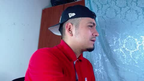 Snapshot of owenstonne chatting on 02/05/26, 02:27 OWEN-STONE online show from 02/05/26, 02:27