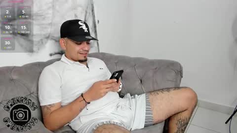 O W E N - S T O N E online show from 10/23/25, 04:23