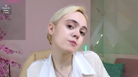 Oxcy online show from 03/29/26, 05:29