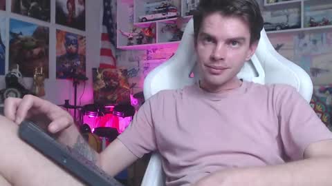 Mike online show from 03/11/25, 04:40