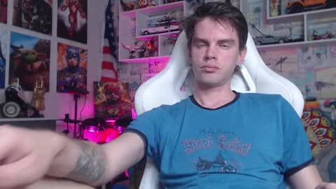 Mike online show from 03/12/25, 01:40