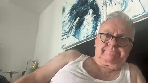 ozhairybearxxxx online show from 01/03/25, 03:27