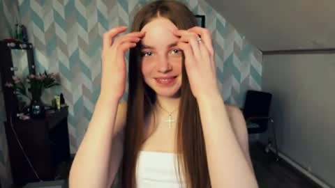 Snapshot of oziedootson chatting on 04/06/26, 08:59 Kate online show from 04/06/26, 08:59