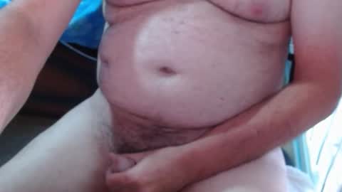 Snapshot of ozzieozzieoi chatting on 11/10/25, 02:10 HairyolOz online show from 11/10/25, 02:10