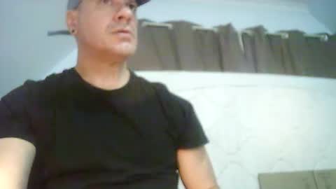 ozzispandex online show from 04/19/26, 03:33