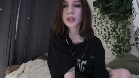 Alice online show from 12/09/24, 01:34