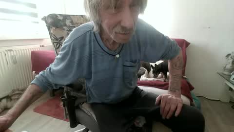 Snapshot of p83291869 chatting on 03/02/26, 08:32 p83291869 online show from 03/02/26, 08:32